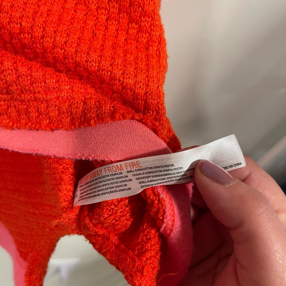 Urban Outfitters Red and Pink Sweatshirt - Picture 4 of 5